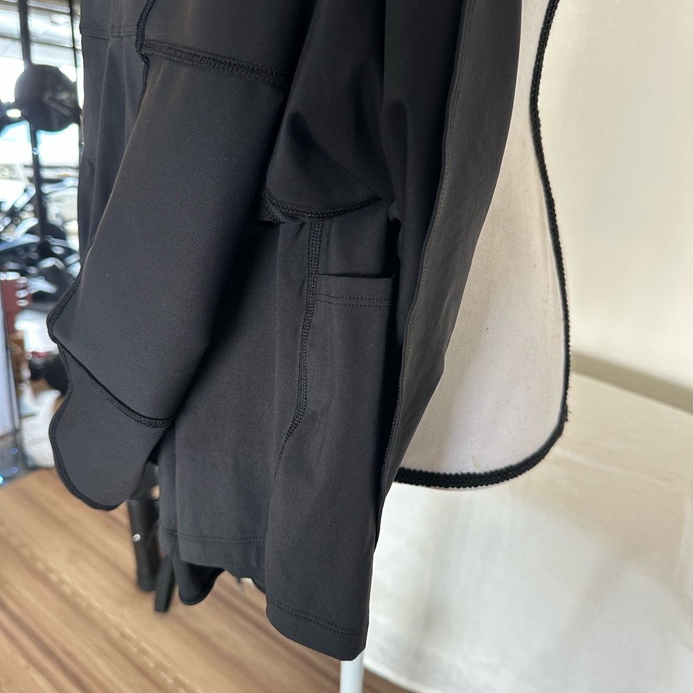 Active dress with shorts - Picture 3 of 4